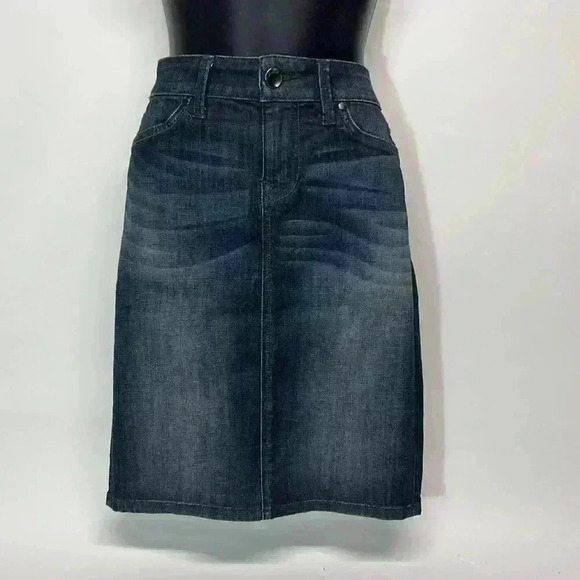 Level 99 size 28, dark wash jeans, pencil skirt - Picture 1 of 7